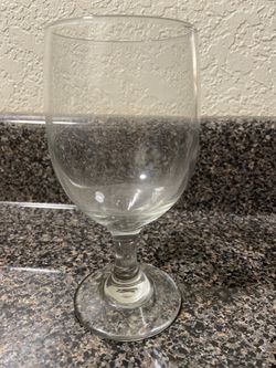 Wine/beer glasses