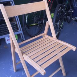 Wooden chairs (3)