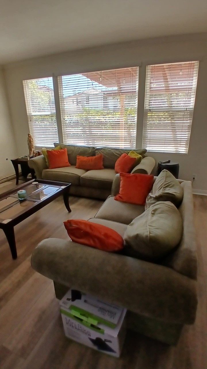 Sofa Set