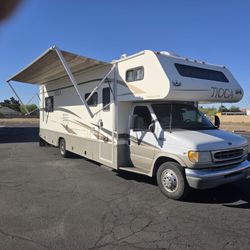 Rv  Ford Tioga 27 feet