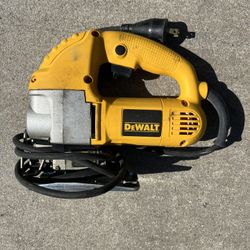 Dewalt DW317 Corded Jig Saw, 5.5a 