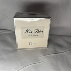 Miss Dior Perfume