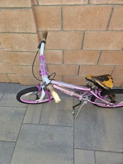 Free Pink girls bike