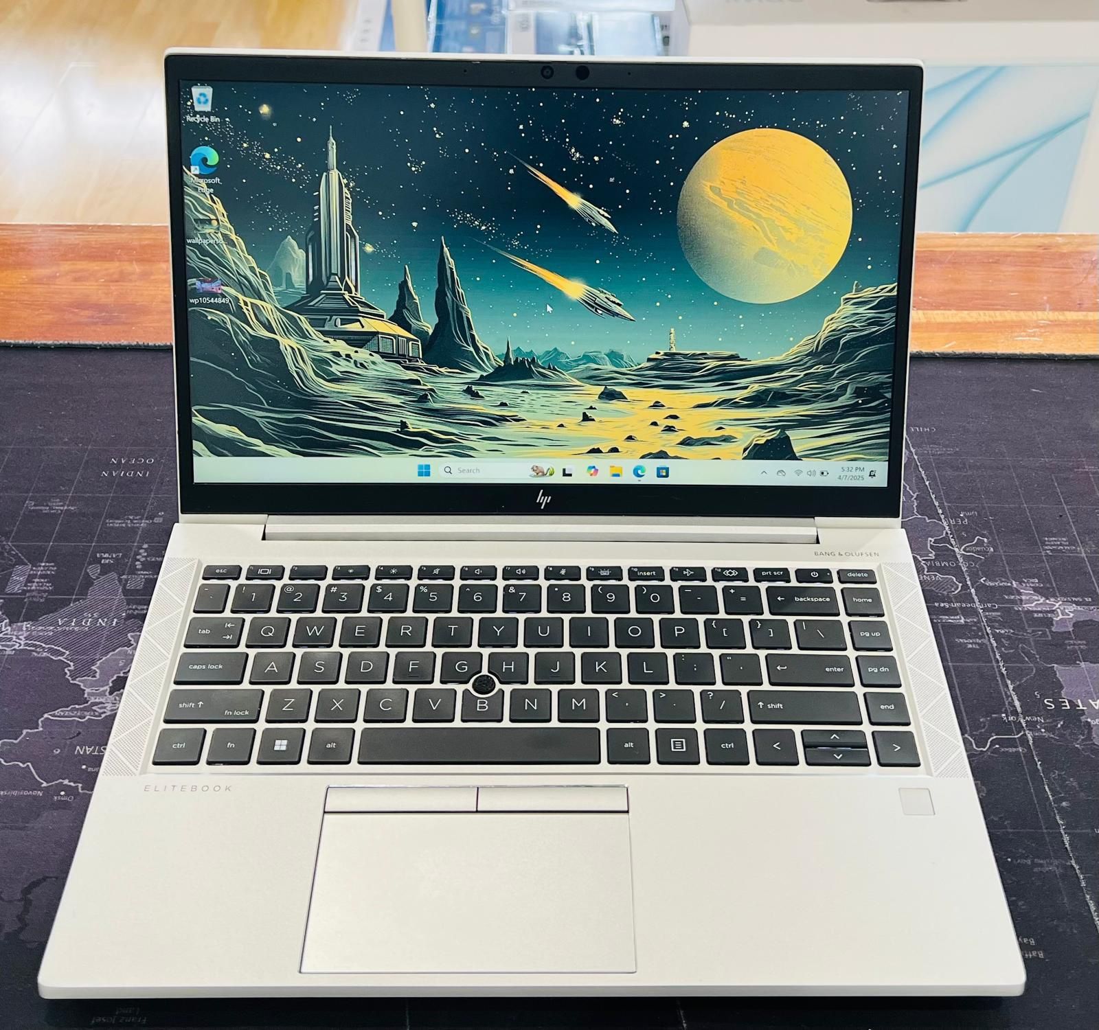 HP EliteBook 840 G8 NoteBook PC Core i7-1185G7 16GB 256GB Windows 11 Pro