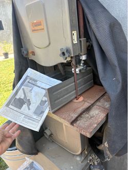 Woodworking bandsaw