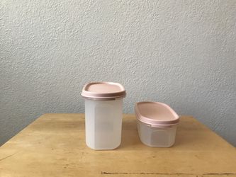 Tupperware Small Spice Shakers Modular Mates Set of 2 new !