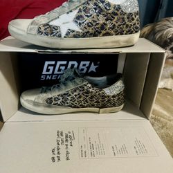 GOLDEN GOOSE   Women’s Super-Star in leopard-print pony skin with leather star and heel tab 