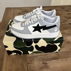 White Grey Bapestas