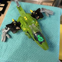 VTech Switch & Go Velociraptor Jet toy  transforms between dinosaur & aircraft