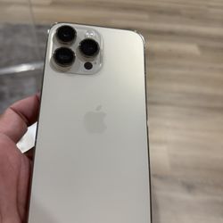 iPhone 14 PRO MAX.. 2/5/6. GB.. Unlocked. Excellent Condition. 10/10.. $600