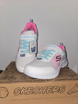 Skechers Girls Microspec Size 4