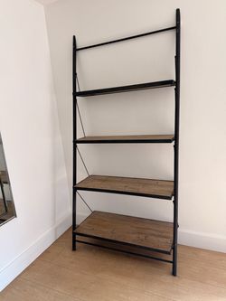 Industrial Ladder Shelf 5-Tier Iron and Real Wood Bookcase
