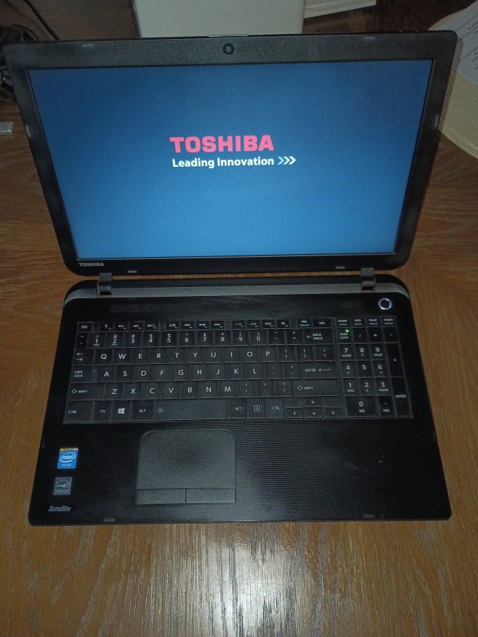 15" Toshiba Laptop With Windows 10