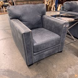 Soft Blue Top Grain Leather Armchair - Havana 
