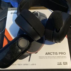 Steel Series Acrtis Pros With DAC