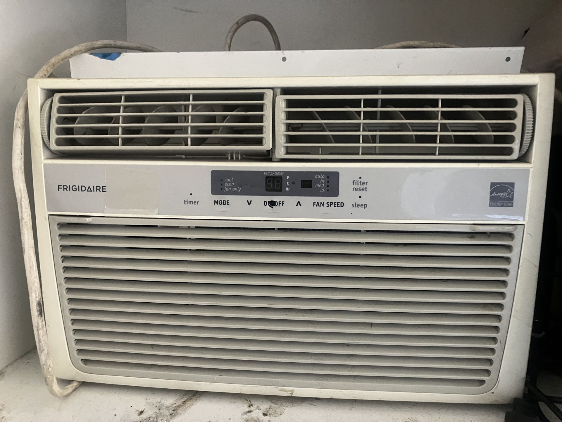 Air conditioner 