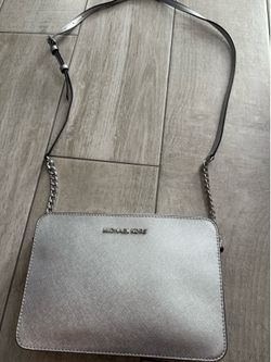 Michael Kors Women's Jet Set Medium Safffiano Leather Crossbody Bag Silver