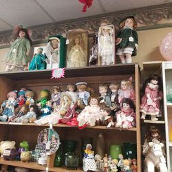 Big Porcelain Dolls Collection 