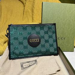 Gucci Off The Grid Zip Pouch 