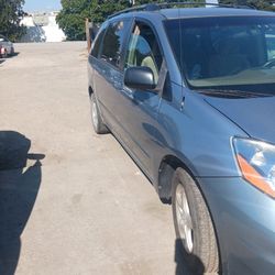 2006 Toyota Sienna