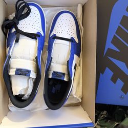 Jordan 1 lows 9.5 never worn