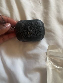 Lv pro 2 ear bud case