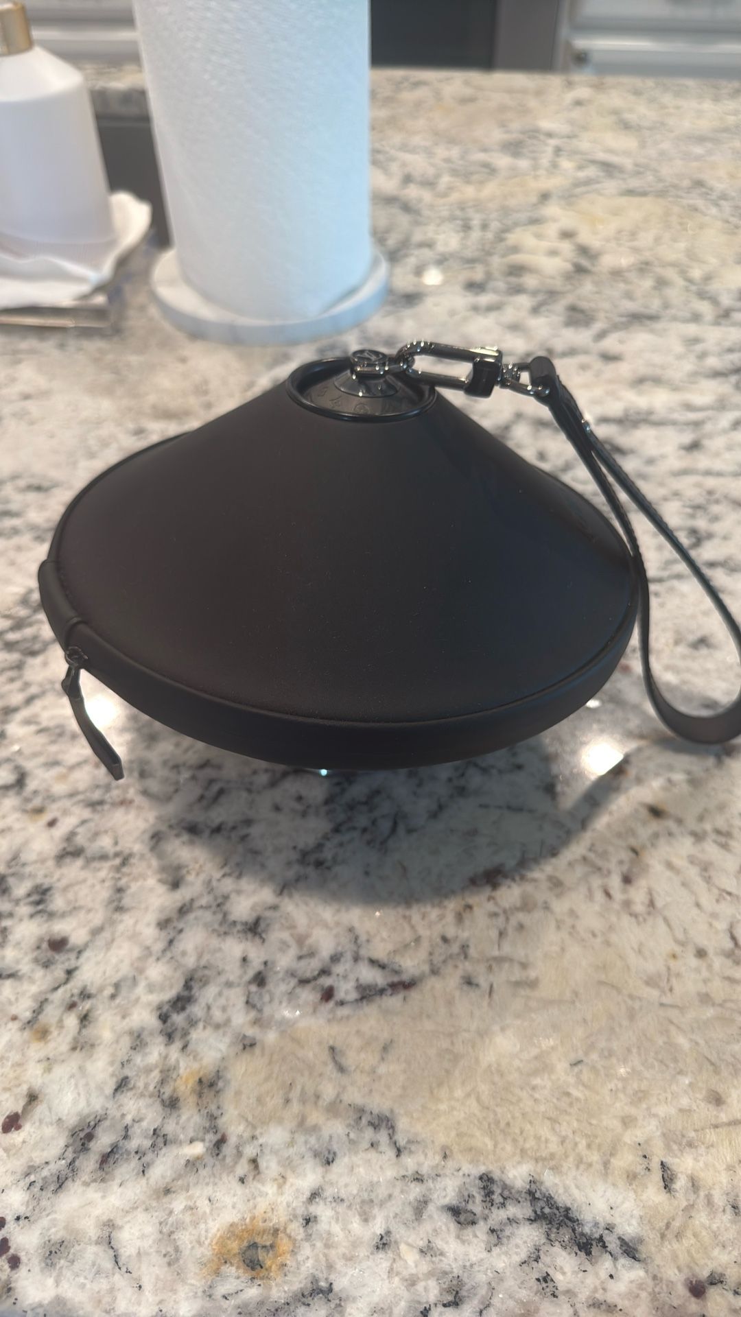 LV Horizon Bluetooth speaker