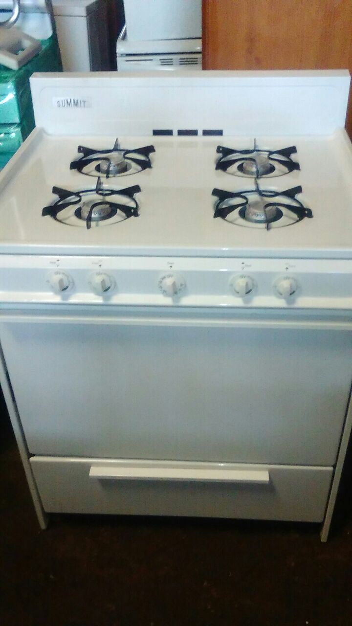 White Gas Stove.. Need's Home Today..