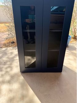 Cabinet $130