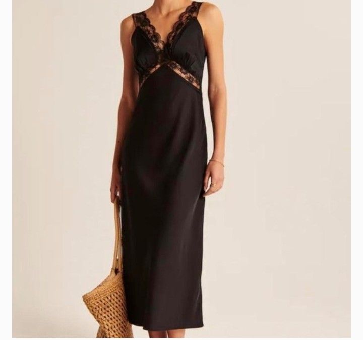 Abercrombie Black Lace & Satin Midi Dress - thefunkyskunk.ie