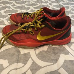 Kobe 4 Venomenom “Year Of The Horse” Men’s Size 11.5