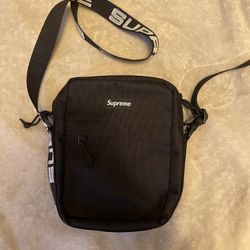 Supreme Ss18 Shoulder Bag