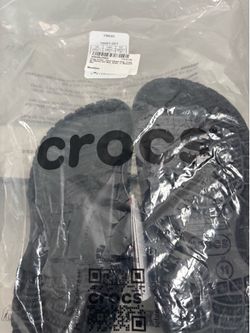 Black Crocs