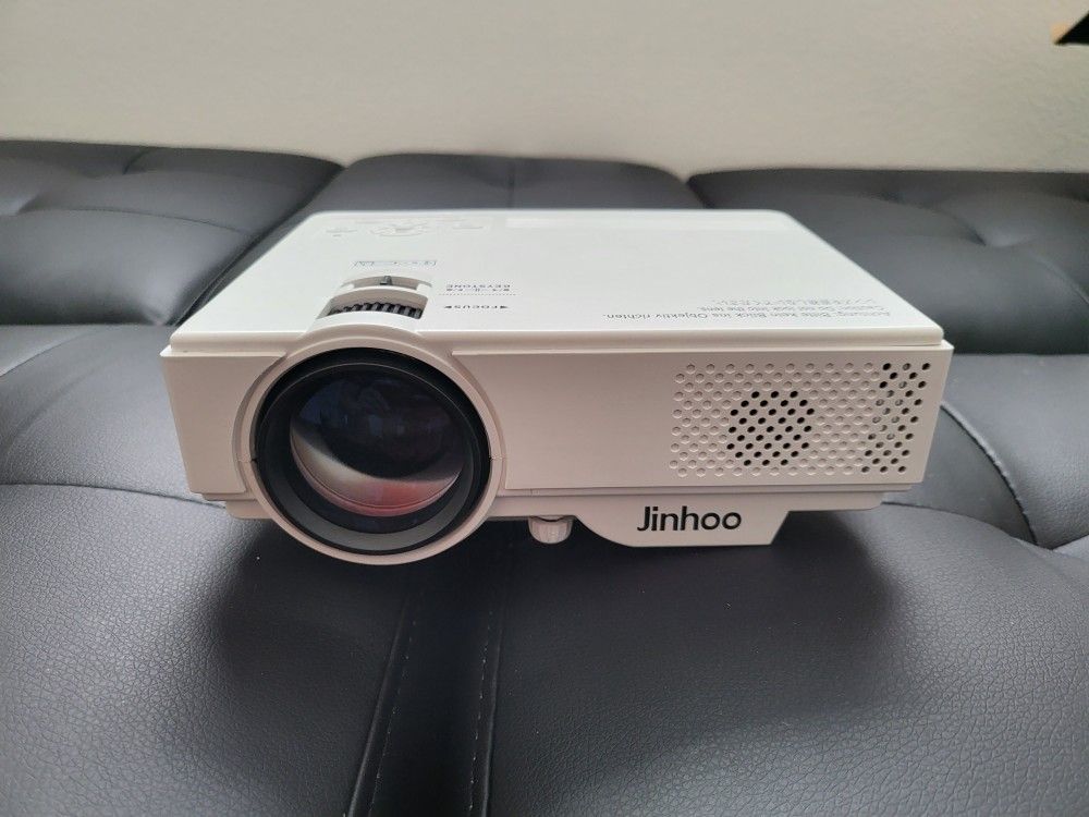 1080P Mini Projector