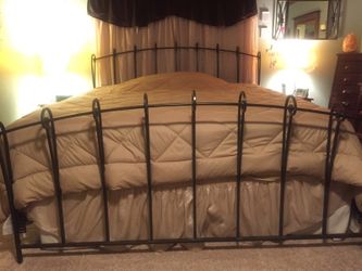 Pier 1 online imports bed frames