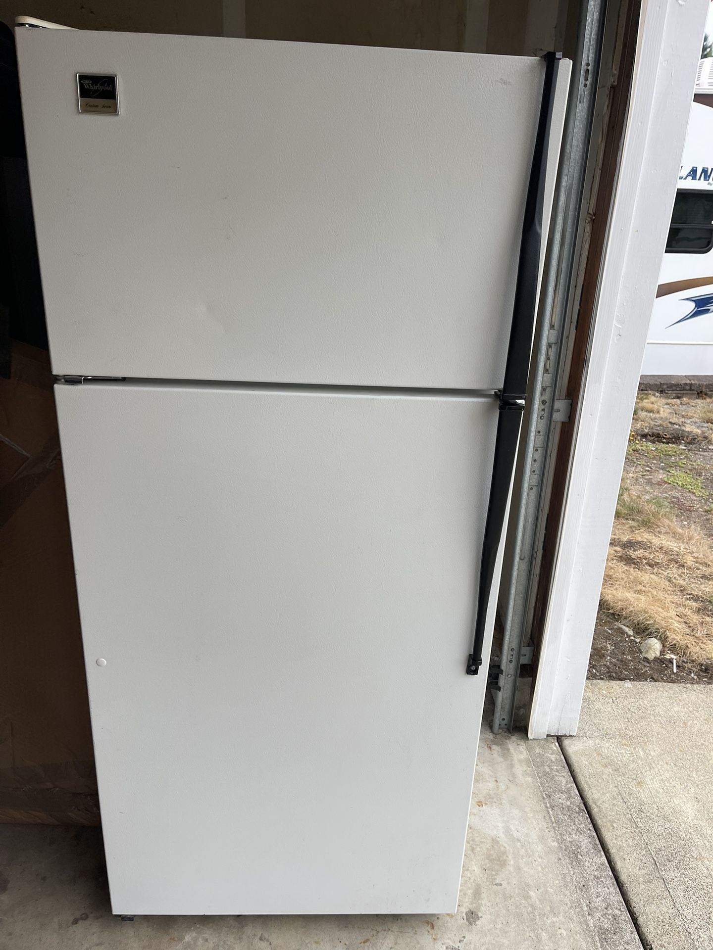 Whirlpool Refrigerator 