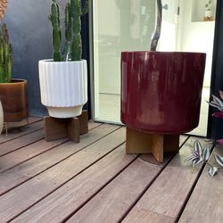 Planter Stand :10.5” Wide 