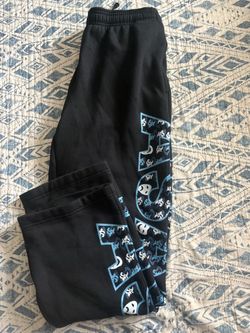 Pans y sudadera ASAALI $150 talla mediana