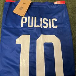 Pulisic USA men’s Size XL fits Like l