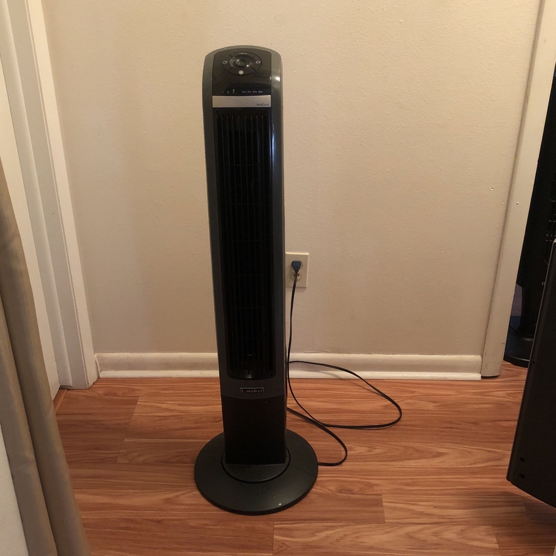 Tower Fan Lasko 40” Inch