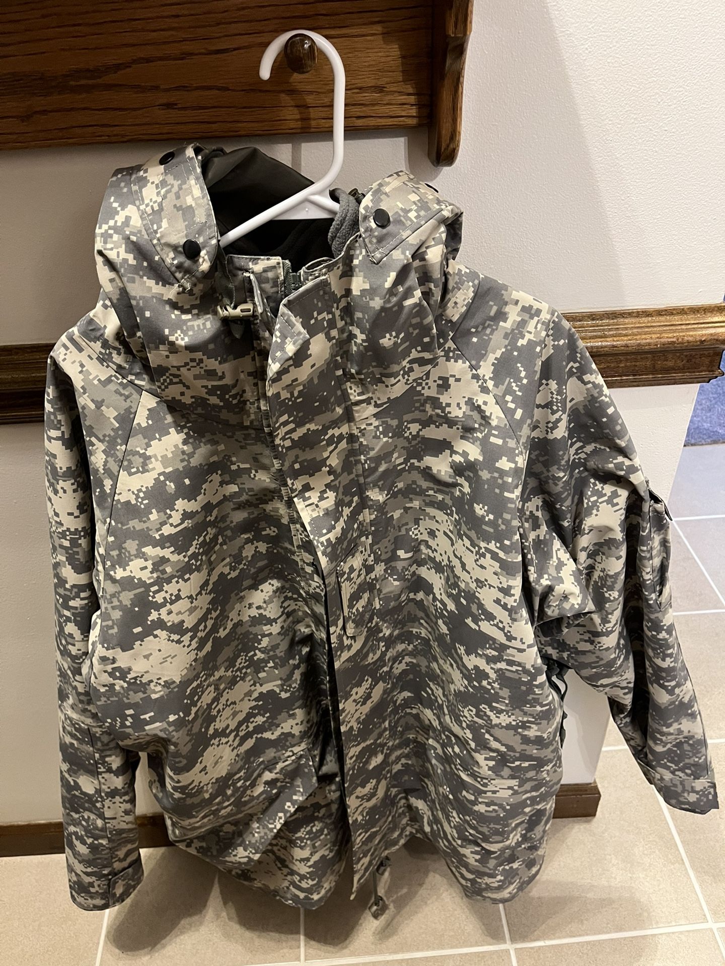 New Acupat Mens XL Parka Tru Specs