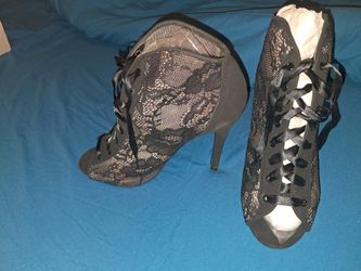Qupid Black Lace High heels 9