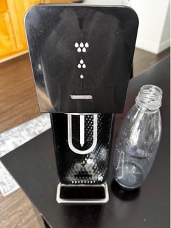 SodaStream Source sparkling water maker.