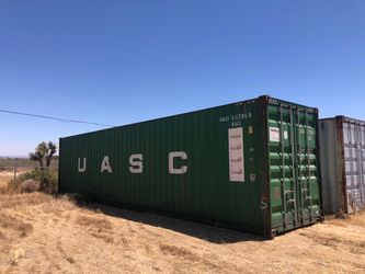 Storage shipping containers, local yard located in hesperia
