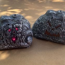 Gemmy HALLOWEEN “Talking Rock’s”HALLOWEEN Prop’s LAWN Decoration’s  👀 (please read description)