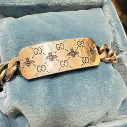 Brand New Gucci Men's GG and Bee Chain ID Bracelet