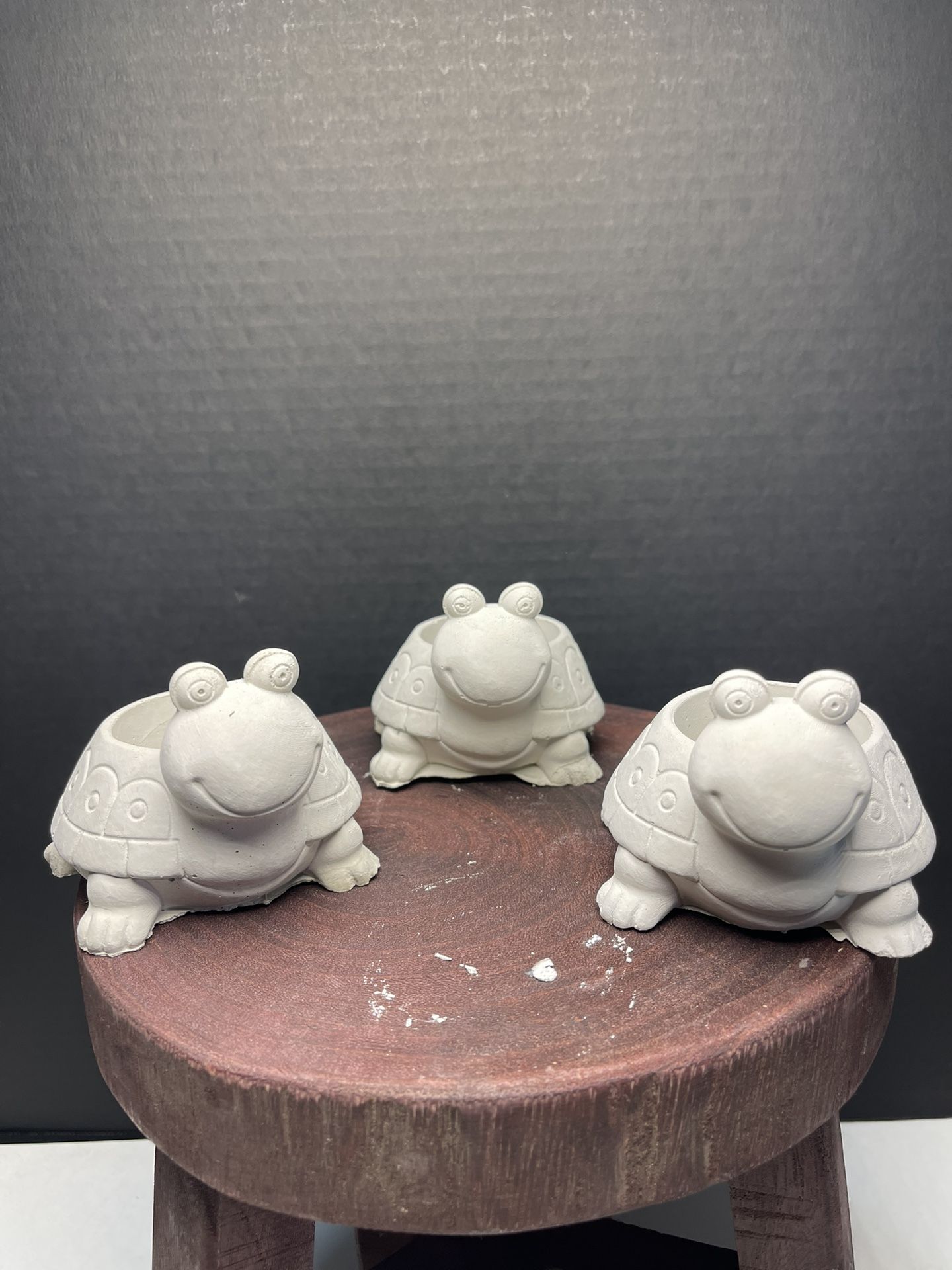 Small Cement Turtle Pots-Concrete Turtles Planters($10 set of 3)