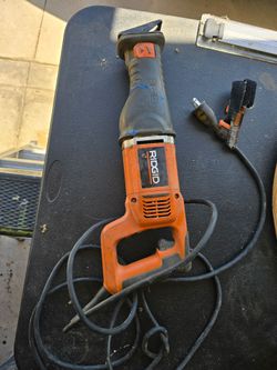 RECIPROCATING SAW