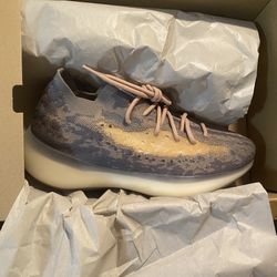 Adidas Yeezy Boost 380 ‘Mist’ Size 11M 175$ OBO