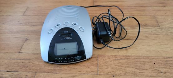 Working Radio Alarm Clock tested and works